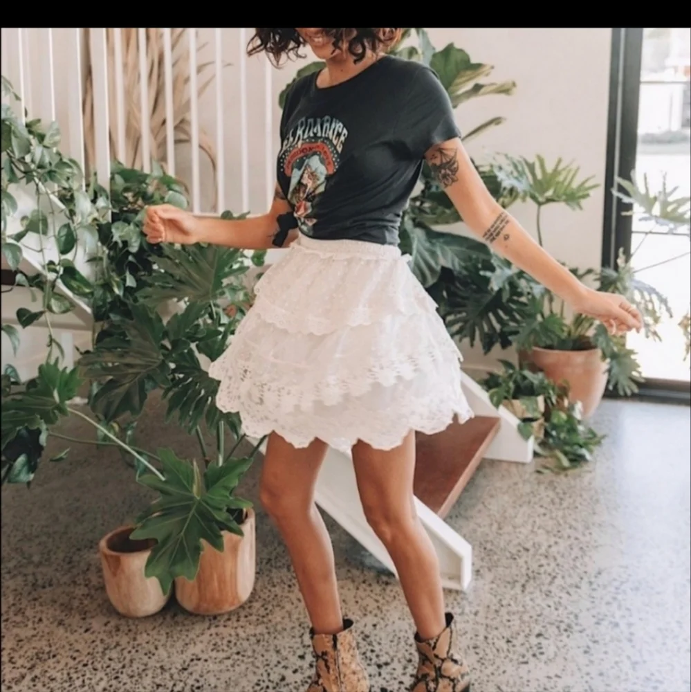 Spell and the gypsy dawn lace mini skirt - Picture 1 of 6